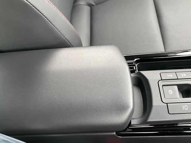 プリウス Z ワンオーナー サイドバイザー フロアマットデラックス デジタルインナーミラー 純正ナビフルセグTV パノラミックビュー ETC2.0 衝突被害軽減ブレーキ ブラインドスポットモニター 追従クルコン(66枚目)