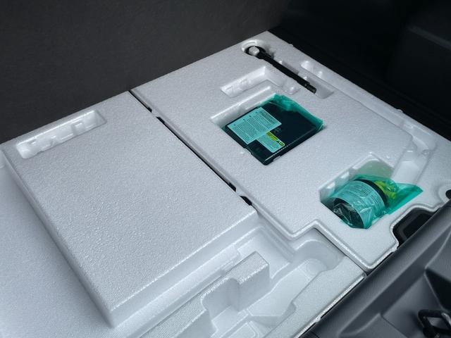 プリウス Z ワンオーナー サイドバイザー フロアマットデラックス デジタルインナーミラー 純正ナビフルセグTV パノラミックビュー ETC2.0 衝突被害軽減ブレーキ ブラインドスポットモニター 追従クルコン(67枚目)