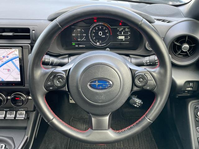 ＢＲＺ Ｓ　ワンオーナー　カロッツェリアサイバーナビ　フルセグＴＶ　バックカメラ　ＥＴＣ　ドライブレコーダー　ＳＴＩエアロパーツ　ＬＥＤアクセサリーライナー　シートヒーター　クルーズコントロール　ＴＶジャンパー（3枚目）