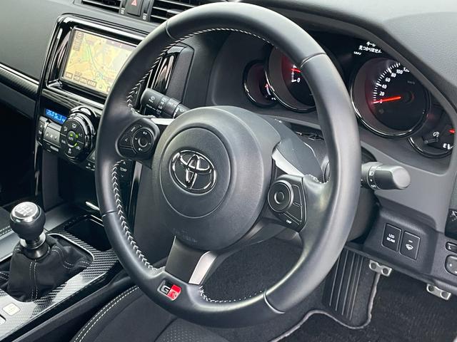 マークX GRMN ワンオーナー 6MT スルガスピードマフラー 純正ナビTV バックカメラ ETC2.0ビーコン 純正BBS鍛造19インチアルミ 専用対向キャリパー 専用カーボンルーフ 専用スポーツシート オートライト(11枚目)