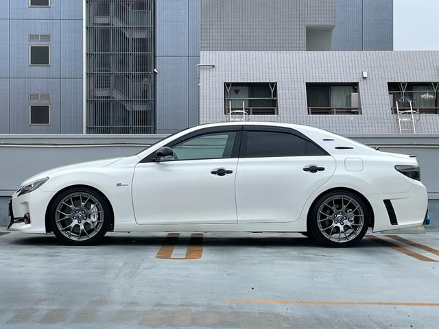 マークX GRMN ワンオーナー 6MT スルガスピードマフラー 純正ナビTV バックカメラ ETC2.0ビーコン 純正BBS鍛造19インチアルミ 専用対向キャリパー 専用カーボンルーフ 専用スポーツシート オートライト(23枚目)