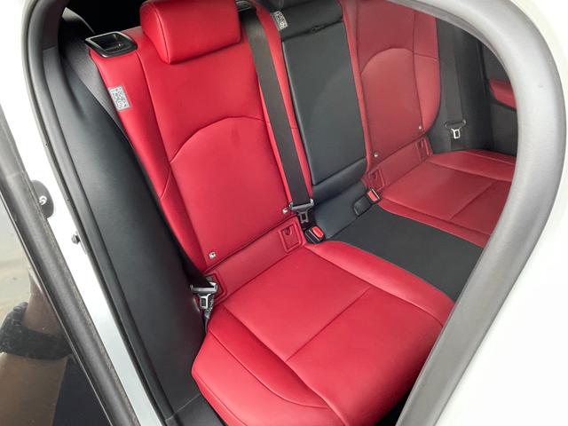 ＵＸ ＵＸ２５０ｈ　Ｆスポーツ　全周囲カメラ　クリアランスソナー　オートクルーズコントロール　レーンアシスト　パワーシート　衝突被害軽減システム　サンルーフ　ナビ　オートマチックハイビーム　オートライト　ＬＥＤヘッドランプ（38枚目）