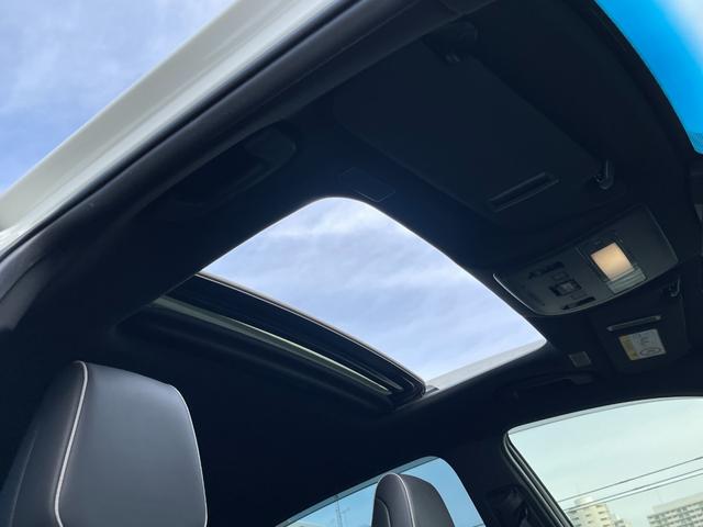 クラウンハイブリッド RSアドバンス 純正ナビフルセグTV ブルーレイ ETC2.0 バックカメラ 衝突被害軽減ブレーキ 追従クルーズコントロール ムーンルーフ パーキングアシスト ブラインドスポットモニター シートヒーター リアシェード(13枚目)