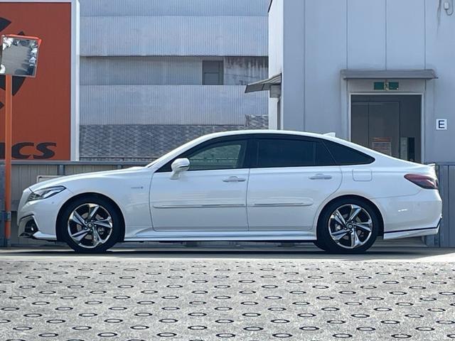 クラウンハイブリッド RSアドバンス 純正ナビフルセグTV ブルーレイ ETC2.0 バックカメラ 衝突被害軽減ブレーキ 追従クルーズコントロール ムーンルーフ パーキングアシスト ブラインドスポットモニター シートヒーター リアシェード(25枚目)