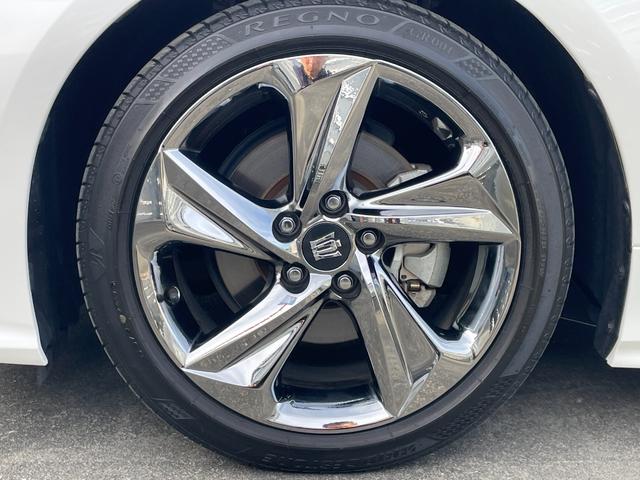 クラウンハイブリッド RSアドバンス 純正ナビフルセグTV ブルーレイ ETC2.0 バックカメラ 衝突被害軽減ブレーキ 追従クルーズコントロール ムーンルーフ パーキングアシスト ブラインドスポットモニター シートヒーター リアシェード(27枚目)