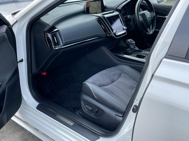 クラウンハイブリッド RSアドバンス 純正ナビフルセグTV ブルーレイ ETC2.0 バックカメラ 衝突被害軽減ブレーキ 追従クルーズコントロール ムーンルーフ パーキングアシスト ブラインドスポットモニター シートヒーター リアシェード(57枚目)