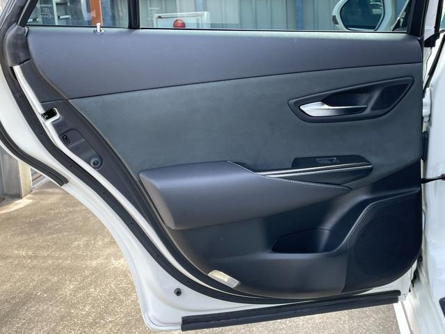 クラウンハイブリッド RSアドバンス 純正ナビフルセグTV ブルーレイ ETC2.0 バックカメラ 衝突被害軽減ブレーキ 追従クルーズコントロール ムーンルーフ パーキングアシスト ブラインドスポットモニター シートヒーター リアシェード(58枚目)