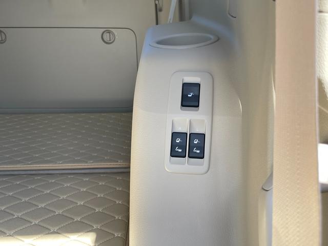 ランドクルーザープラド TX Lパッケージ マットブラックエディション ワンオーナー 純正ナビ フルセグTV ETC2.0 全方位モニター ムーンルーフ TRDエアロ 専用グリル・アルミ オートライト シートベンチレーター 追従クルーズコントロール 衝突被害軽減ブレーキ(37枚目)