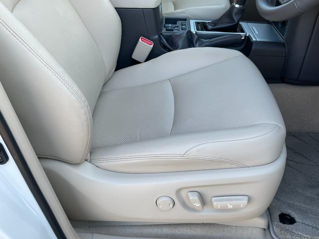 ランドクルーザープラド TX Lパッケージ マットブラックエディション ワンオーナー 純正ナビ フルセグTV ETC2.0 全方位モニター ムーンルーフ TRDエアロ 専用グリル・アルミ オートライト シートベンチレーター 追従クルーズコントロール 衝突被害軽減ブレーキ(67枚目)