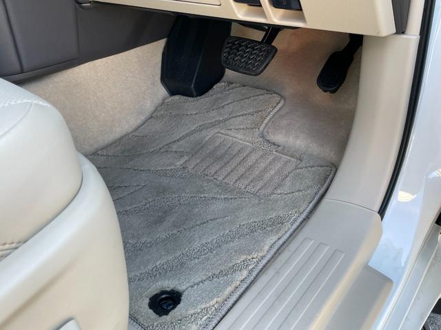 ランドクルーザープラド TX Lパッケージ マットブラックエディション ワンオーナー 純正ナビ フルセグTV ETC2.0 全方位モニター ムーンルーフ TRDエアロ 専用グリル・アルミ オートライト シートベンチレーター 追従クルーズコントロール 衝突被害軽減ブレーキ(71枚目)