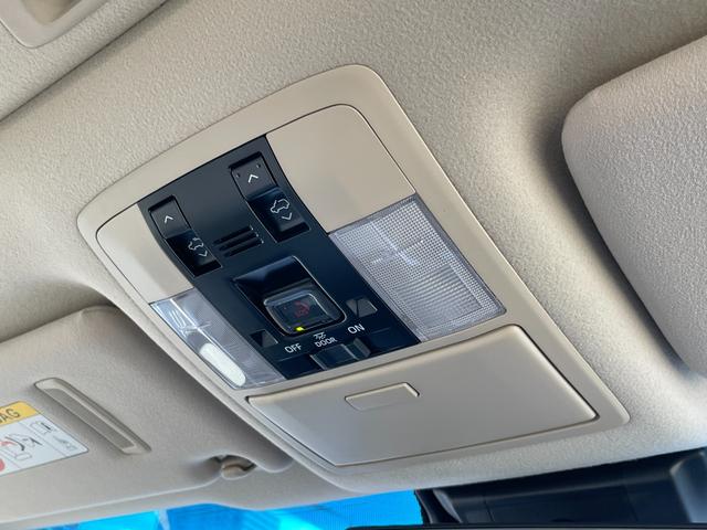 ランドクルーザープラド TX Lパッケージ マットブラックエディション ワンオーナー 純正ナビ フルセグTV ETC2.0 全方位モニター ムーンルーフ TRDエアロ 専用グリル・アルミ オートライト シートベンチレーター 追従クルーズコントロール 衝突被害軽減ブレーキ(72枚目)