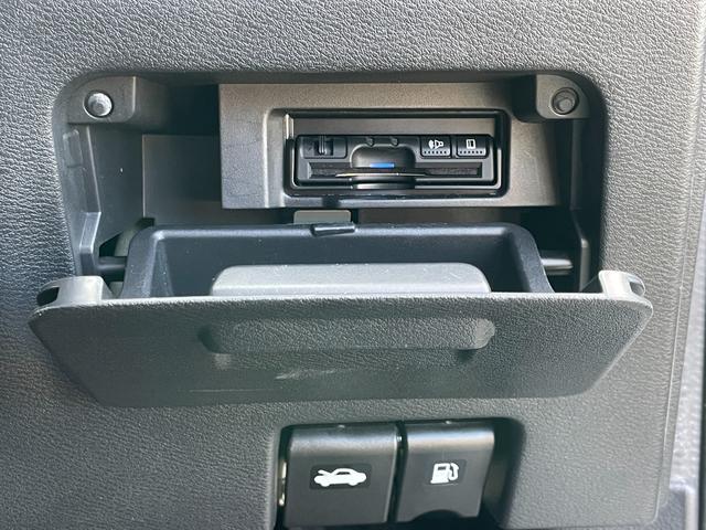 セレナ ハイウェイスターG ドライブレコーダー ETC 全周囲カメラ ナビ TV 柿本マフラー ブリッツ車高調 クルーズコントロール パークアシスト 衝突被害軽減システム 両側電動スライドドア オートライト LEDヘッドランプ(7枚目)