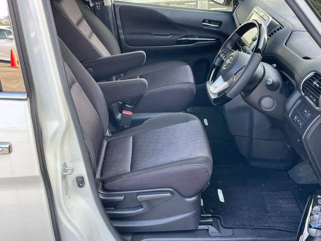 セレナ ハイウェイスターG ドライブレコーダー ETC 全周囲カメラ ナビ TV 柿本マフラー ブリッツ車高調 クルーズコントロール パークアシスト 衝突被害軽減システム 両側電動スライドドア オートライト LEDヘッドランプ(52枚目)