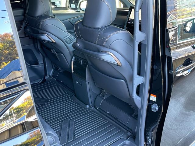 ヴェルファイアハイブリッド Z プレミア ワンオーナー 純正ナビフルセグTV ETC2.0 パノラミックビューモニター フリップダウンモニター ムーンルーフ レザーシート シートステアリングヒーター パワーサイドサンシェード スペアタイヤ(67枚目)