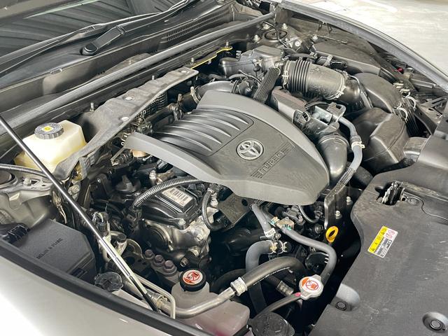 クラウンクロスオーバー RSアドバンスド ワンオーナー GRエアロパーツセット ムーンルーフ 4眼LEDヘッドライト ディスプレイオーディオPlusナビ TVパノラミックビューモニター ETC2.0 前後シートヒーター デジタルインナーミラー(29枚目)