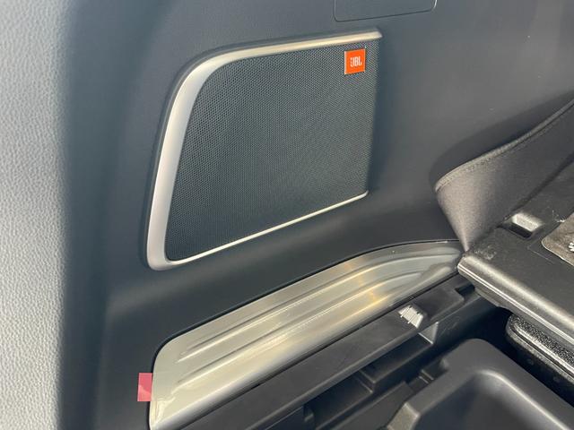 ハリアーハイブリッド Ｚ　レザーパッケージ　ワンオーナー　調光パノラマルーフ　全方位カメラ　デジタルミラー　衝突軽減ブレーキ　追従クルコン　ブラインドスポット　純正ナビ　フルセグＴＶ　ＥＴＣ２．０　ＪＢＬ　シートベンチレーター　リモートスタート（68枚目）