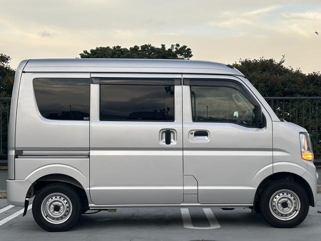 ＮＶ１００クリッパーバン ＤＸ　キーレス　ＡＴ　ＥＴＣ　デジタルインナーミラー　ＡＭ／ＦＭラジオ　両側スライドドア　エアコン　運転席エアバッグ　助手席エアバッグ　サイドバイザー　ラバー製フロアマット（15枚目）
