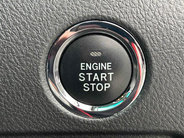 アルファード ２４０Ｓ　プライムセレクションＩＩ　ドライブレコーダー　ＥＴＣ　バックカメラ　ナビ　クリアランスソナー　オートクルーズコントロール　両側電動スライドドア　オートライト　ＨＩＤ　電動リアゲート　スマートキー　電動格納ミラー　後席モニター（8枚目）