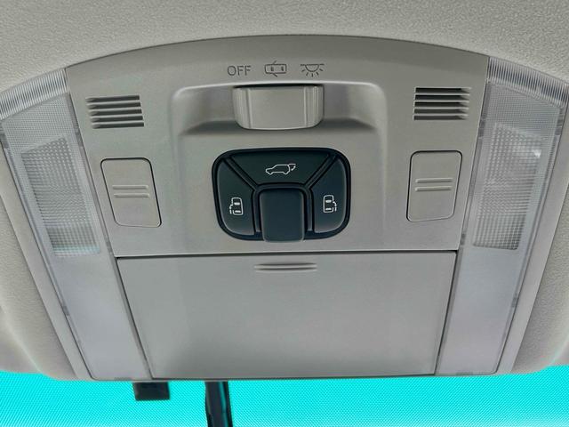 アルファード ２４０Ｓ　プライムセレクションＩＩ　ドライブレコーダー　ＥＴＣ　バックカメラ　ナビ　クリアランスソナー　オートクルーズコントロール　両側電動スライドドア　オートライト　ＨＩＤ　電動リアゲート　スマートキー　電動格納ミラー　後席モニター（11枚目）