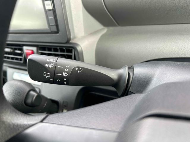 タント Ｘ　両側スライド・片側電動　クリアランスソナー　衝突被害軽減システム　オートライト　ＬＥＤヘッドランプ　スマートキー　アイドリングストップ　電動格納ミラー　ベンチシート　ＣＶＴ　盗難防止システム　ＡＢＳ（6枚目）