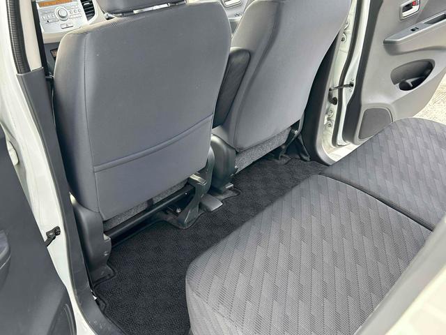 ワゴンＲ ＦＸリミテッド　衝突被害軽減システム　スマートキー　アイドリングストップ　電動格納ミラー　ベンチシート　ＣＶＴ　盗難防止システム　ＡＢＳ　ＥＳＣ　ＣＤ　ミュージックプレイヤー接続可　衝突安全ボディ　エアコン（24枚目）