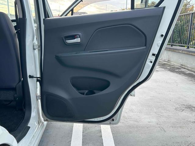 ワゴンＲ ＦＸリミテッド　衝突被害軽減システム　スマートキー　アイドリングストップ　電動格納ミラー　ベンチシート　ＣＶＴ　盗難防止システム　ＡＢＳ　ＥＳＣ　ＣＤ　ミュージックプレイヤー接続可　衝突安全ボディ　エアコン（29枚目）