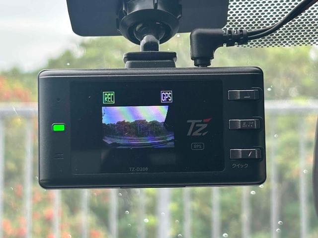 C-HR S ドライブレコーダー ETC 全周囲カメラ クリアランスソナー オートクルーズコントロール レーンアシスト 衝突被害軽減システム ナビ オートマチックハイビーム オートライト LEDヘッドランプ(5枚目)