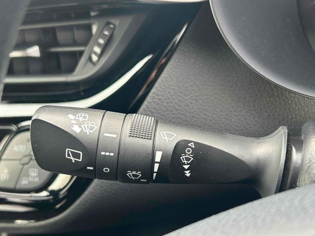 C-HR S ドライブレコーダー ETC 全周囲カメラ クリアランスソナー オートクルーズコントロール レーンアシスト 衝突被害軽減システム ナビ オートマチックハイビーム オートライト LEDヘッドランプ(26枚目)