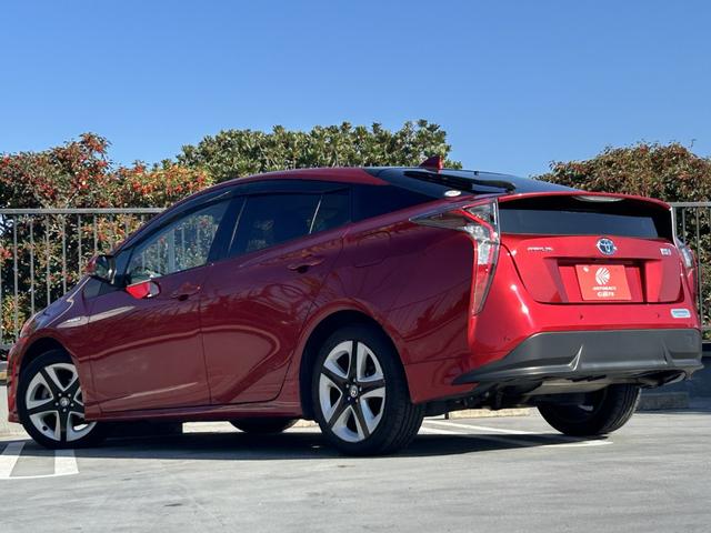 プリウス Aプレミアム ツーリングセレクション ETC クリアランスソナー レーンアシスト オートクルーズコントロール パークアシスト 衝突被害軽減システム バックカメラ ナビ アルミホイール オートマチックハイビーム オートライト(18枚目)