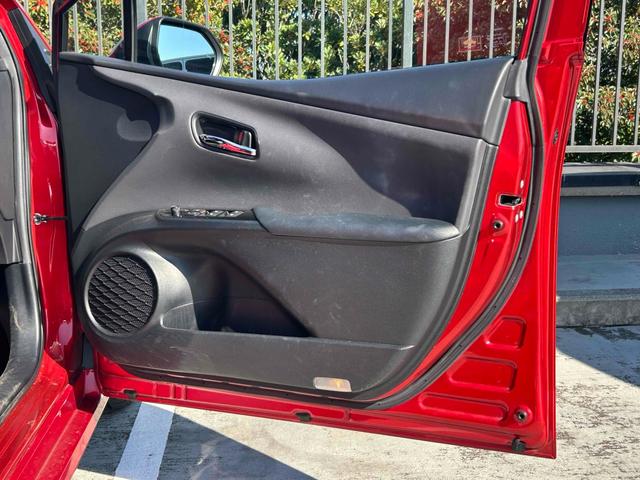 プリウス Aプレミアム ツーリングセレクション ETC クリアランスソナー レーンアシスト オートクルーズコントロール パークアシスト 衝突被害軽減システム バックカメラ ナビ アルミホイール オートマチックハイビーム オートライト(37枚目)