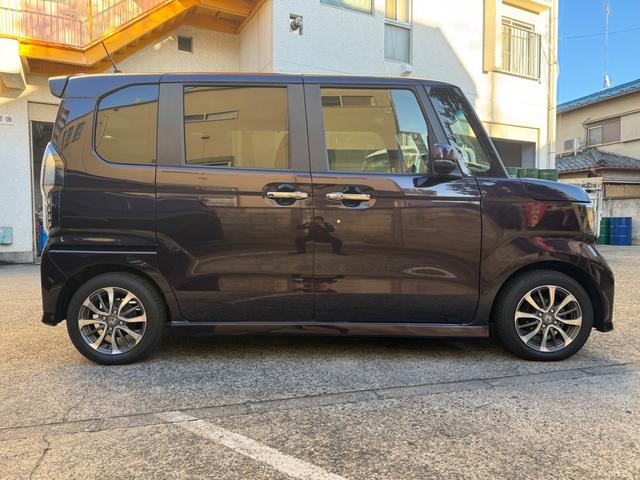 N-BOXカスタム L 禁煙車 ディスプレイオーディオ TV BluetoothLEDライト バックモニター ホンダセンシング オートエアコン 左側オートスライドドア リアシートスライド 磨き(4枚目)