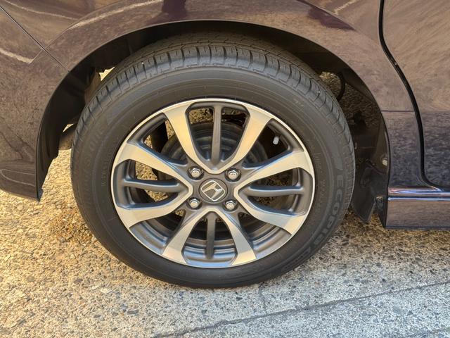 N-BOXカスタム L 禁煙車 ディスプレイオーディオ TV BluetoothLEDライト バックモニター ホンダセンシング オートエアコン 左側オートスライドドア リアシートスライド 磨き(13枚目)