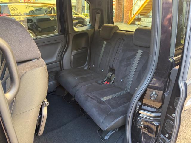 N-BOXカスタム L 禁煙車 ディスプレイオーディオ TV BluetoothLEDライト バックモニター ホンダセンシング オートエアコン 左側オートスライドドア リアシートスライド 磨き(46枚目)