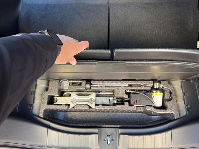 N-BOXカスタム L 禁煙車 ディスプレイオーディオ TV BluetoothLEDライト バックモニター ホンダセンシング オートエアコン 左側オートスライドドア リアシートスライド 磨き(54枚目)