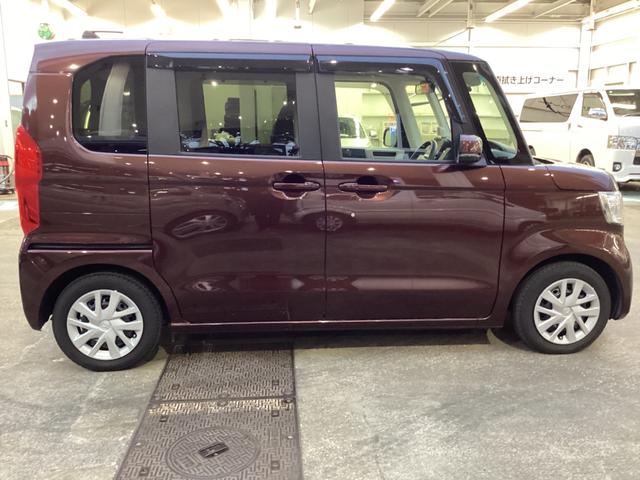 N-BOX G・Lホンダセンシング 禁煙車 純正ナビ 両側電動スライドドア バックカメラ ETC ドライブレコーダー スマートキー 衝突軽減装置 フルセグTV LEDヘッドライト オートライト アダプティブクルーズコントロール(4枚目)