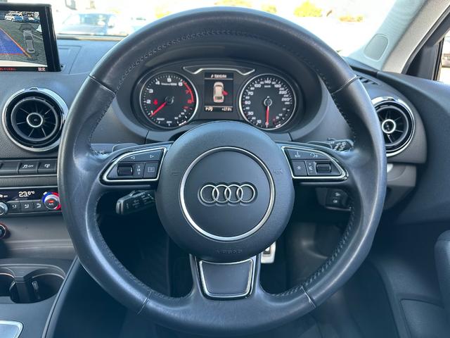 Ａ３ スポーツバック１．４ＴＦＳＩシリンダーオンデマンド　禁煙車　純正ナビ　フルセグ　バックカメラ　クルーズコントロール　コーナーセンサー（前後）　パドルシフト　前後ドライブレコーダー　　ＥＴＣ　ＨＩＤヘッドライト　純正１７インチアルミホイール（10枚目）