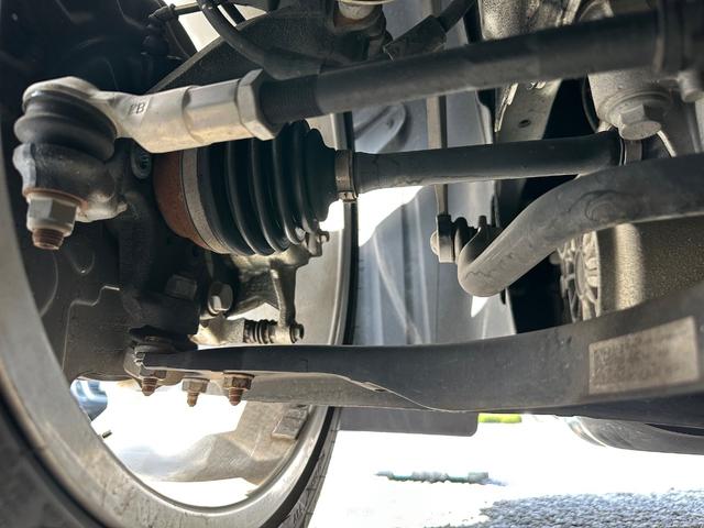 Ａ３ スポーツバック１．４ＴＦＳＩシリンダーオンデマンド　禁煙車　純正ナビ　フルセグ　バックカメラ　クルーズコントロール　コーナーセンサー（前後）　パドルシフト　前後ドライブレコーダー　　ＥＴＣ　ＨＩＤヘッドライト　純正１７インチアルミホイール（44枚目）