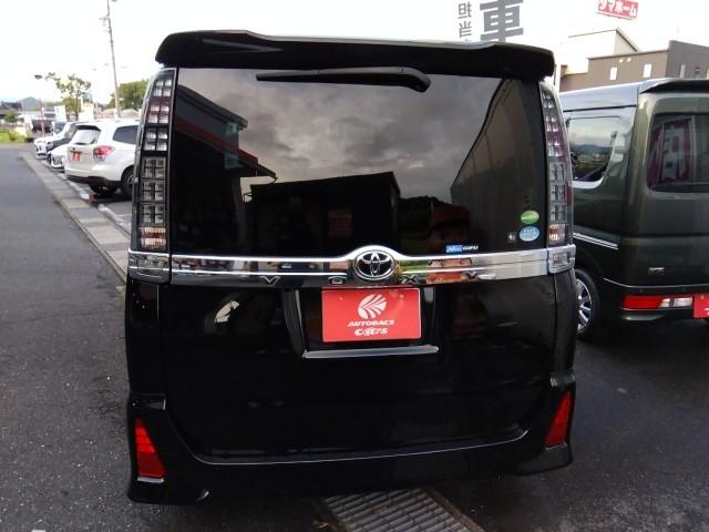 ヴォクシー ＺＳ　煌ＩＩ　ワンオーナー　両側電動スライド　キーレス　フルセグ　ナビ＆ＴＶ　乗車定員７人　エアバッグ　オートマ　フル装備　助手席エアバッグ　ＥＴＣ　バックカメラ　スマートキー（5枚目）