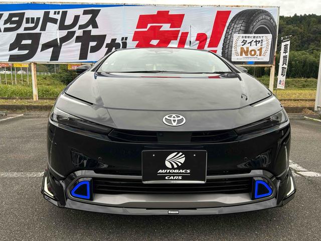プリウス Ｚ　全周囲カメラ　ナビ　クリアランスソナー　オートクルーズコントロール　レーンアシスト　パークアシスト　衝突被害軽減システム　アルミホイール　オートマチックハイビーム　オートライト　ＬＥＤヘッドランプ（3枚目）