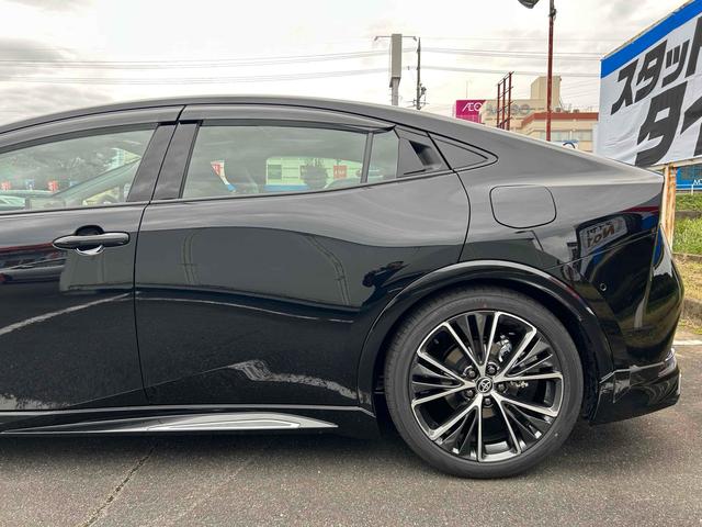 プリウス Ｚ　全周囲カメラ　ナビ　クリアランスソナー　オートクルーズコントロール　レーンアシスト　パークアシスト　衝突被害軽減システム　アルミホイール　オートマチックハイビーム　オートライト　ＬＥＤヘッドランプ（25枚目）