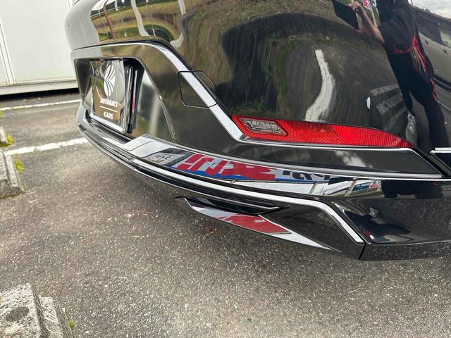 プリウス Ｚ　全周囲カメラ　ナビ　クリアランスソナー　オートクルーズコントロール　レーンアシスト　パークアシスト　衝突被害軽減システム　アルミホイール　オートマチックハイビーム　オートライト　ＬＥＤヘッドランプ（51枚目）