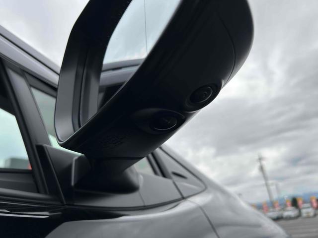 プリウス Ｚ　全周囲カメラ　ナビ　クリアランスソナー　オートクルーズコントロール　レーンアシスト　パークアシスト　衝突被害軽減システム　アルミホイール　オートマチックハイビーム　オートライト　ＬＥＤヘッドランプ（57枚目）