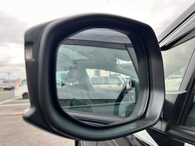 プリウス Ｚ　全周囲カメラ　ナビ　クリアランスソナー　オートクルーズコントロール　レーンアシスト　パークアシスト　衝突被害軽減システム　アルミホイール　オートマチックハイビーム　オートライト　ＬＥＤヘッドランプ（61枚目）