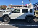 ジムニーノマド ＦＣ　４ＷＤ　バックカメラ　クリアランスソナー　オートクルーズコントロール　レーンアシスト　衝突被害軽減システム　オートライト　ＬＥＤヘッドランプ　ヘッドライトウォッシャー　アルミホイール　スマートキー（6枚目）