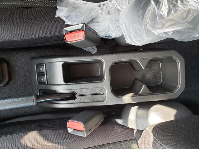 ジムニー ＸＣ　ＤＡＭＤリトルＧ　トーヨータイヤオープンカントリーホワイトレター　クルーズコントロール　ＬＥＤヘッドライト　シートヒーター　アルミホイール　セーフティサポート　フルオートエアコン（31枚目）