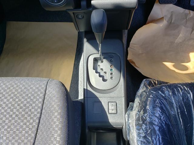 プロボックス ハイブリッドＧＸ　登録済未使用車　セーフティーセンス　バックカメラ　運転席シートヒーター　フルオートエアコン　キーレスエントリー　電動格納ミラー　運転席、助手席パワーウインドウ（26枚目）