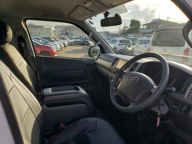 ハイエースバン ロングスーパーＧＬ　純正７インチフルセグナビ　純正１５インチＡＷ　ＥＴＣ　ドラレコ前後　ＬＥＤヘッドライト　ＬＥＤフォグ　純正１５インチＡＷ　ベッドキッド　ＡＣ１００Ｖコンセント　電動格納　エアコン　サーキュレーター（37枚目）