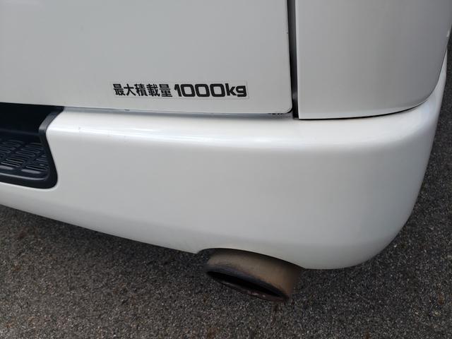 ハイエースバン スーパーGL ダークプライム 7インチナビ バックカメラ LEDヘッドライト lEDフォグ 17インチアルミホイール 電動格納ミラー エンジンスターター 両側パワースライドドア AC100V充電 CD:DVD ETC 4WD(16枚目)
