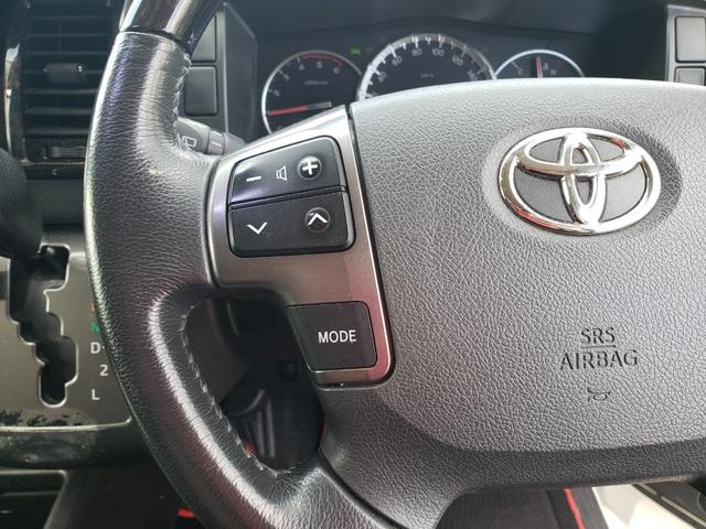 ハイエースバン スーパーGL ダークプライム 7インチナビ バックカメラ LEDヘッドライト lEDフォグ 17インチアルミホイール 電動格納ミラー エンジンスターター 両側パワースライドドア AC100V充電 CD:DVD ETC 4WD(23枚目)