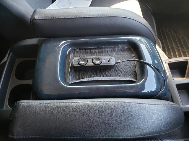 ハイエースバン ロングスーパーGL KENWOOD7インチナビ バックカメラ モデリスタエアロ ドラレコ搭載型デジタルインナーミラー ETC サーキュレーター 15インチアルミホイール LEDヘッドライト LEDフォグ AC100V充電(32枚目)